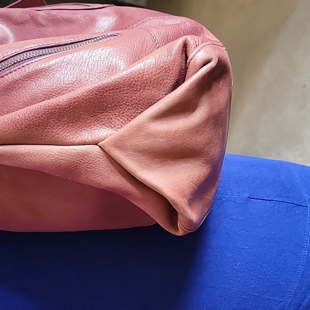 Purse - Picture 2 of 7